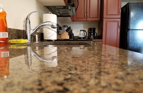Mission Valley Apartment | BEST LOCATION, BEST PRICE in Fashion Valley 3 bedrooms FD1