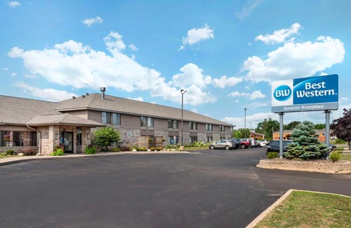 Spooner Hotel | Best Western Spooner Riverplace
