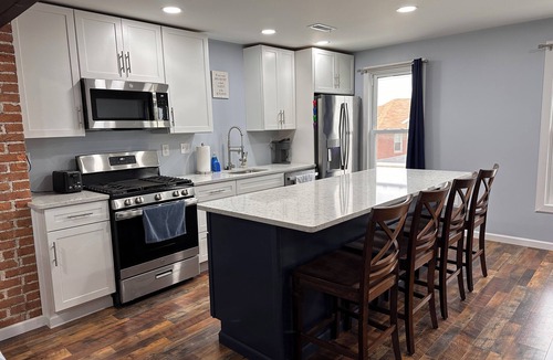 Gettysburg Apartment | Blue Getaway