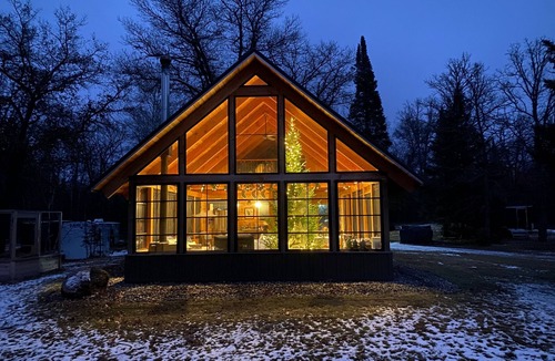 Inger Cabin | Cabin on the water- escape to Sand Lake!