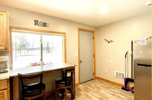 Grand Rapids Apartment | Campfire Cottage | McKinney Lake Cottages | One Bedroom | One Bath