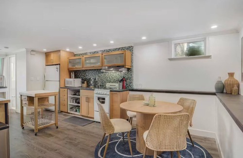 University Heights House | Canyon Hideaway: University Heights