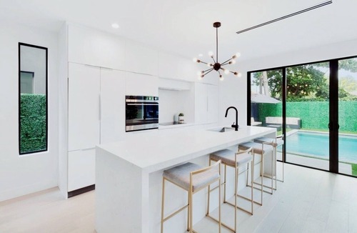 Seybold Villa | Casa Bella in Design District/Wynwood