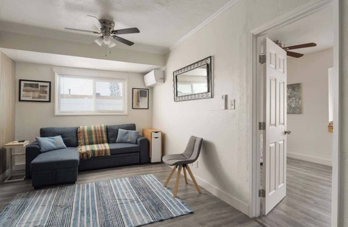 Lemon Grove House | Casita Guest House Kitchenette 1 Free Parking!
