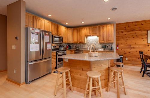 McHenry House | Cedar Shores Villa #19