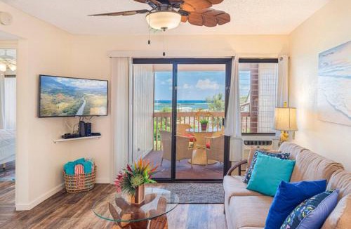 Nawiliwili House | Central and Bright 2 BR, 2 BA, Pool and Oceanview