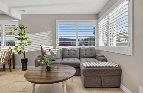 Linda Vista House | Central home Spacious