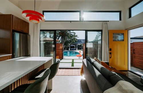 La Mesa House | Central SD Luxury Home+Casita, Pool Hot tub BBQ Sleeps10