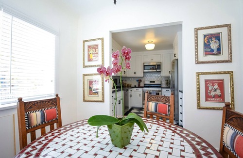 Hillcrest House | Charming 1920s Mariposa Cottage Heart Of Hillcrest