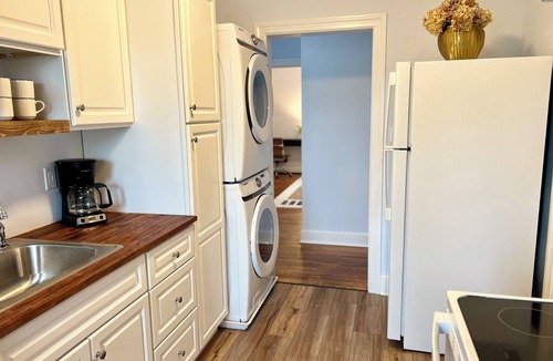 Bethlehem Apartment | Charming 2-bedroom apartment with AC and WiFi in enchanting Historic Bethlehem