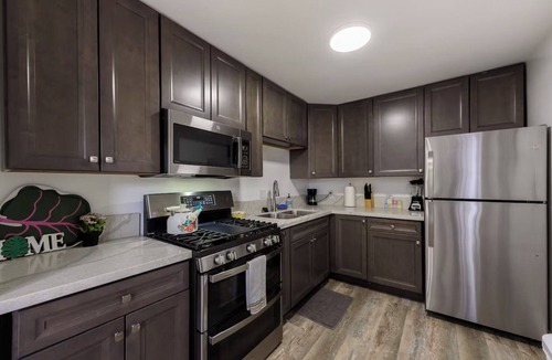 Mid-City Apartment | Charming 2-bedroom apartment in Central San Diego with AC!