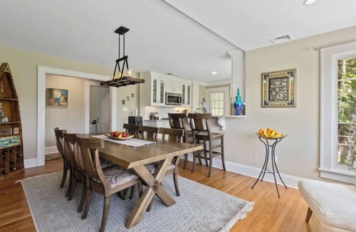 Pompton Lakes House | Charming 4-bedroom country house 40 minutes from NYC