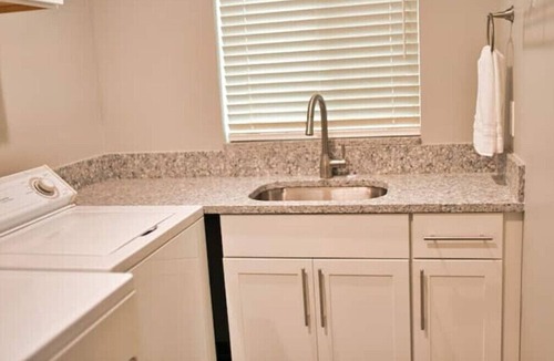 Wallingford House | Charming, Brand New Home in Greenlake, 4br3ba
