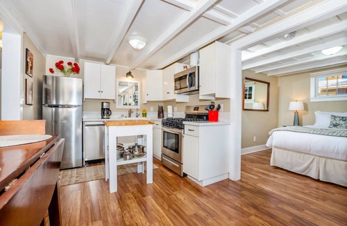North Park Cottage | Charming cottage in North Park