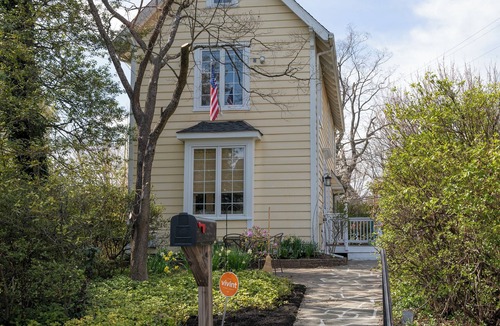 Haverford House | Charming Daisy Cottage, a 2-bedroom house in historic Haverford, PA.