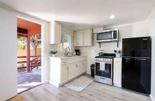 Mission Hills House | Charming Mission Hills Studio w/Patio