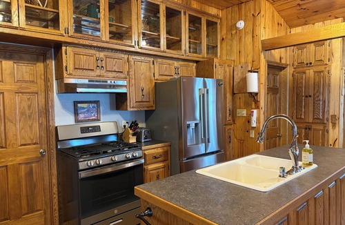 Hillman Cabin | Classically Charming, Quiet Lakeside Cabin less than 2 hours from the Cities