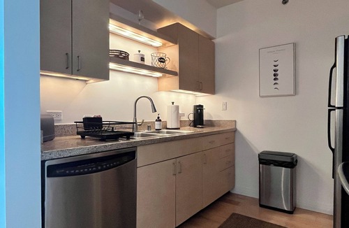 Little Italy Condo | Classy 1-bedroom condo in Little Italy, Downtown San Diego, with AC, gym, valet