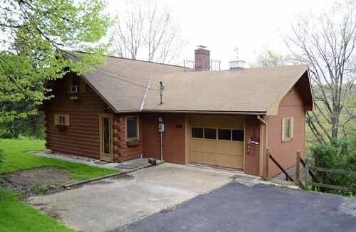 Bairdford Cabin | Clean, Fox Chapel Area, 20 Minutes from Downtown Pittsburgh