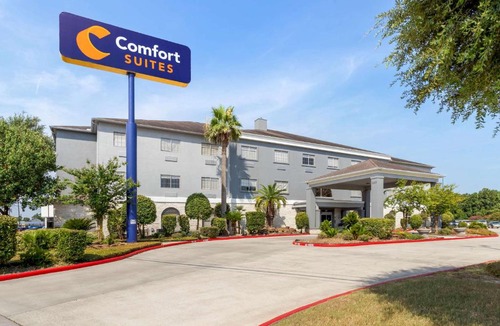 Barrett Hotel | Comfort Suites Kingwood, Humble, New Caney, Houston IAH Airport