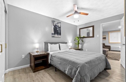 Festus Apartment | Comfortable One bedroom Apartment