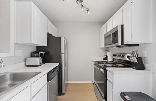 Milwood Apartment | Comfy 2BD Apt + King Bed | Cedar Park/North Austin