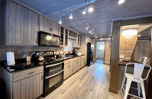 Sigel House | Copper Kettle Lodge in Cook Forest by Tranquility Retreats