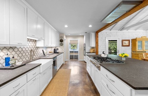 Wimberley House | Country Home & Barn on Lone Man Creek, Wimberley