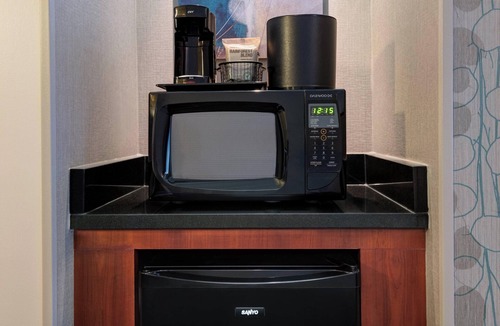 Strabane Hotel | Courtyard by Marriott Pittsburgh Washington/Meadow Lands