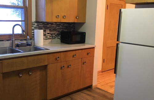 Chisholm Cottage | Cozy 2BR Mid Modern home in the Heart of Chisholm MN, homey, vintage stay.
