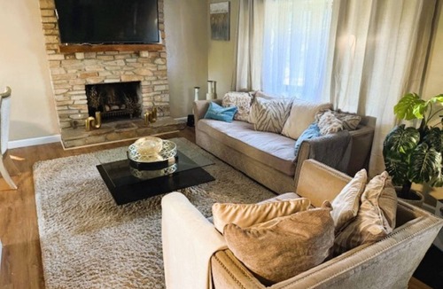 Pleasant Hills House | Cozy 3-Bedroom Haven for NFL Draft Weekend