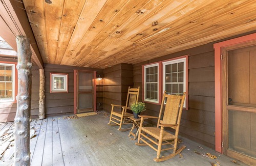 Wayne Cabin | Cozy cabin in Wayne