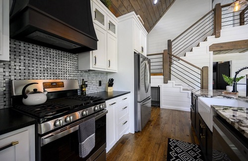 Octavia Cabin | Cozy Forest Cabin w/Nature Views & Peaceful Vibes | Feels Like Colorado