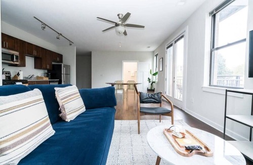 Music Row Apartment | CozySuites Music Row Stunning 2BR in Nashville 20