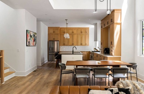 Edgewood House | Create amazing stories in the treetops of Atlanta!