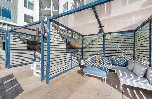 Kearny Mesa Apartment | Deluxe Penthouse Paradise: Heated Pool, Gym, Games. Parking