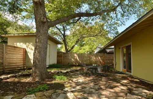 Zilker House | Downtown! Barton Springs! Zilker! Updated!