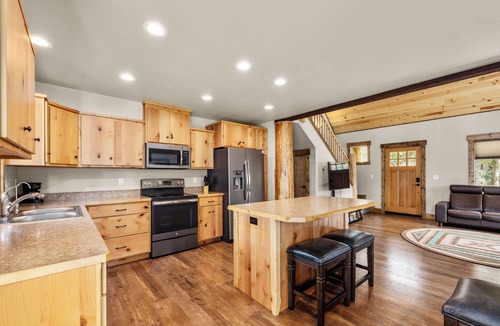 Bigfork House | Eagles Nest at Experience Montana Cabins