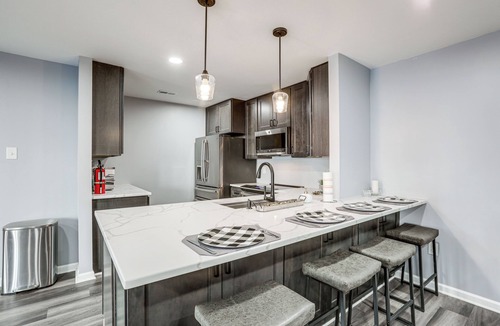Levittown Condo | Easy Commute to Philly: Traveling Pros' Hub!