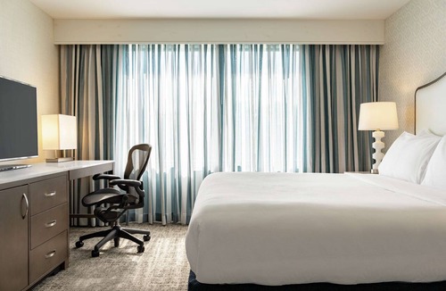 Chesterbrook Hotel | Embassy Suites by Hilton Philadelphia Valley Forge