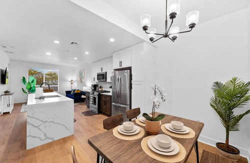 Kearny Mesa Apartment | Endless Summer: Luxe 1BR w/Resort-Style Amenities