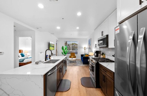 Kearny Mesa Apartment | Endless Summer: Luxe 1BR w/Resort-Style Amenities