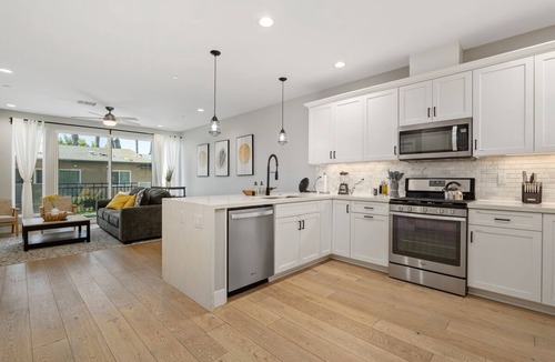 North Park House | Entire Brand New 2-Bedroom Luxury Townhouse! #4