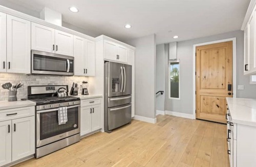 North Park Condo | Entire Brand New Luxury Townhouse! #2