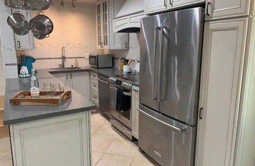 University City House | ENTIRE TOWNHOUSE - UTC/La Jolla BEAUTY!, Location!
