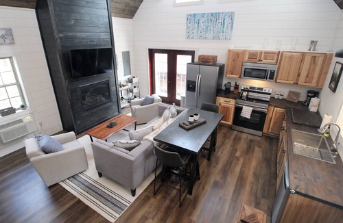 Ohiopyle Cabin | Exceptionally Private Rustic Luxury Cabin adjacent to 16,000 acres of Gamelands