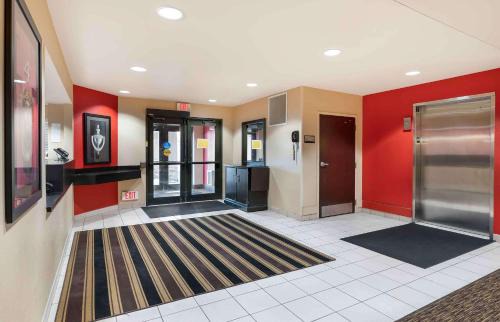 Orange Prairie Hotel | Extended Stay America Select Suites - Peoria - North