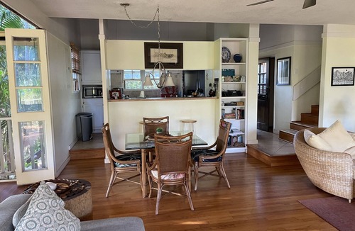 Maunaloa House | Extreme relaxation and peace! Laid back Molokai beach-hideaway awaits.