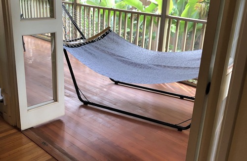 Maunaloa House | Extreme relaxation and peace! Laid back Molokai beach-hideaway awaits.