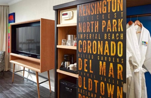 Civic Core House | Family and Friends Getaway! Two Modern Units Near Attractions
